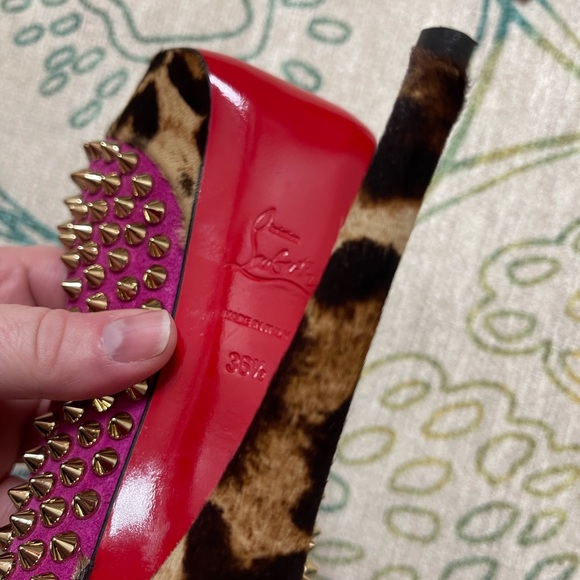 Christian louboutin size 36.5 shoes - Picture 7 of 11